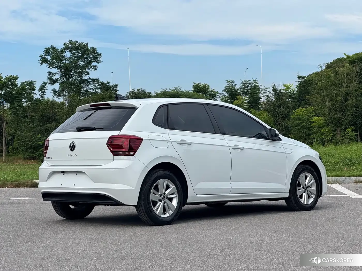 Volkswagen Polo id 4576853 из Китая 17
