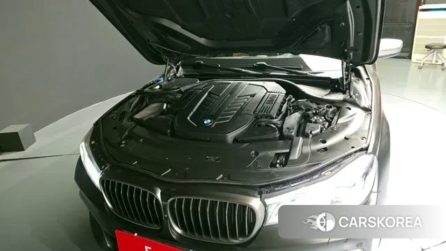 BMW 7 Series (G11) id 3198766 из Кореи 16