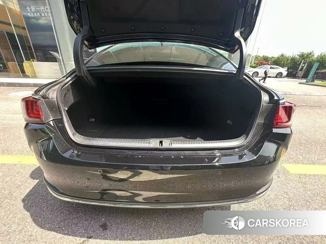 Lexus ES id 4239849 из Китая 8