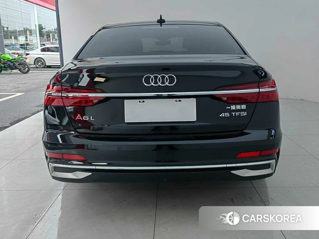 Audi A6L id 4278534 из Китая 13
