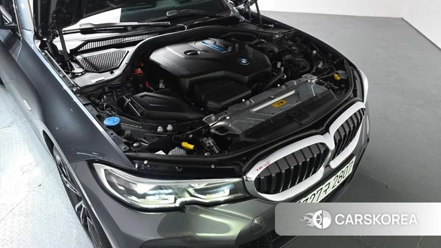 BMW 3 Series (G20) id 3833079 из Кореи 16