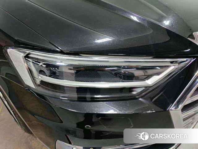 Audi A8 id 4263681 из Китая 13