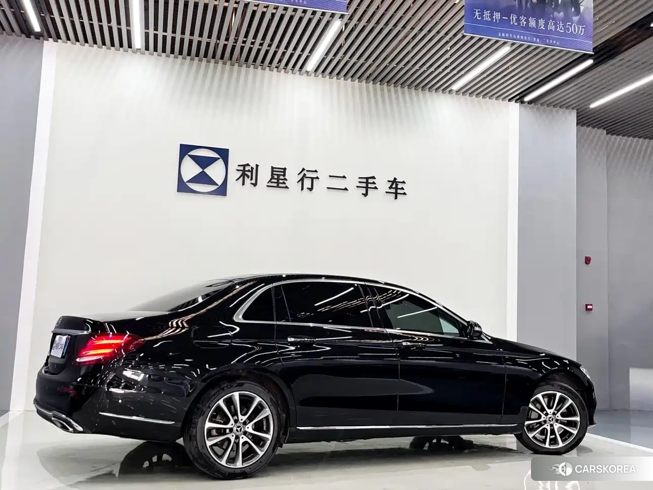 Mercedes-Benz E-Class id 4599787 из Китая 9