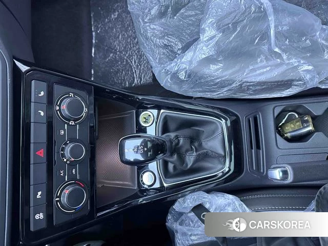Volkswagen Exploring the shadow id 4241969 из Китая 12