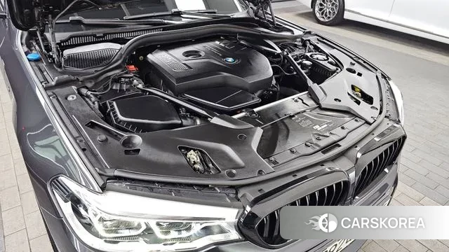 BMW 5 Series (G30) id 3661997 из Кореи 16