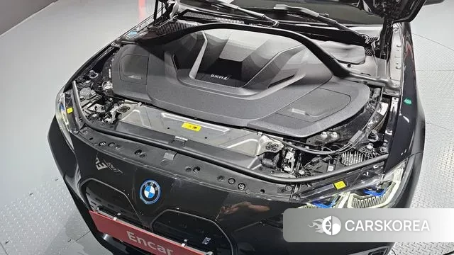 BMW i4 id 3231114 из Кореи 16