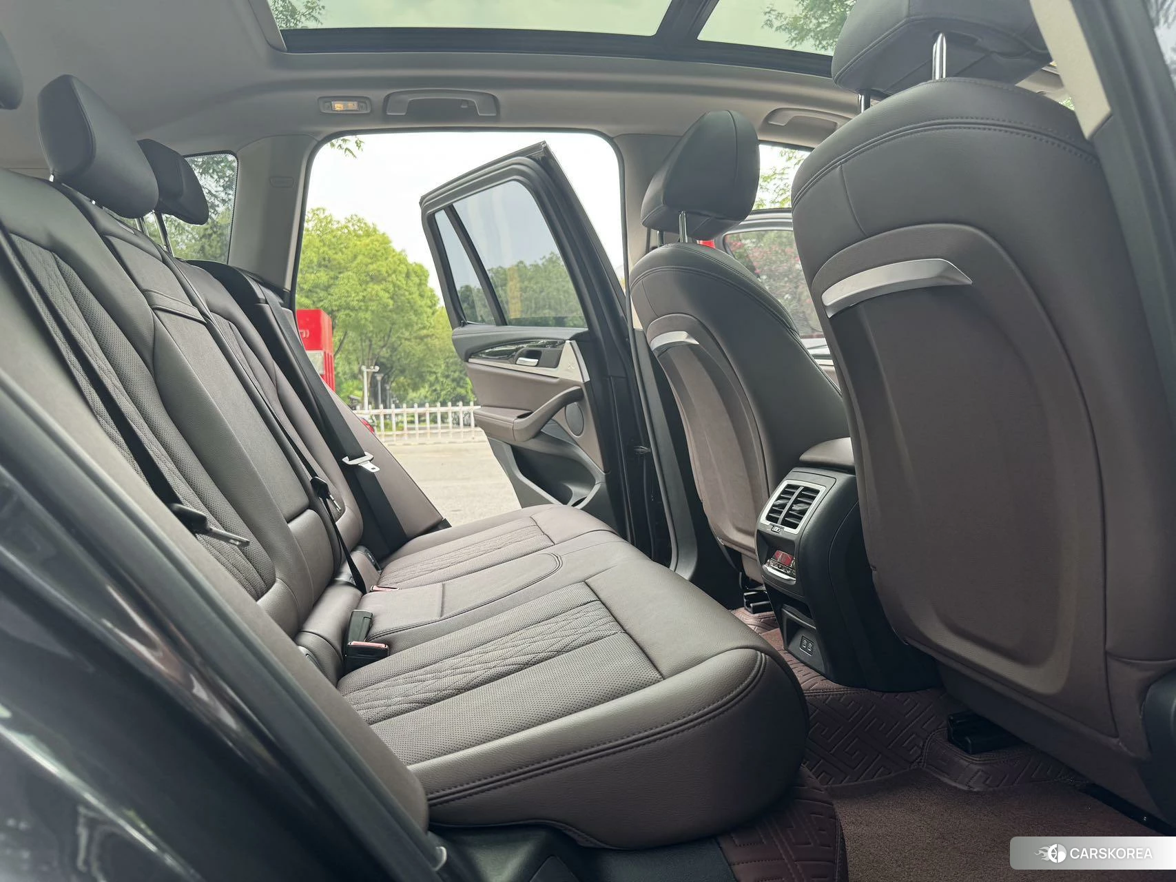 BMW iX3 id 4453697 из Китая 13