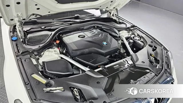 BMW 5 Series (G30) id 3422057 из Кореи 16