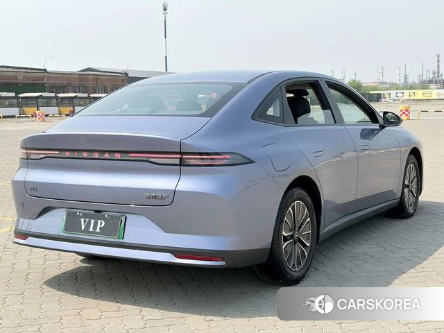 Nissan N6 id 4207065 из Китая 14