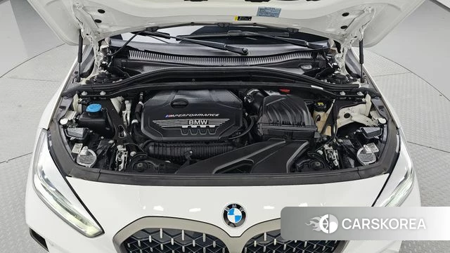 BMW 1 Series (F40) id 4917779 из Кореи 32