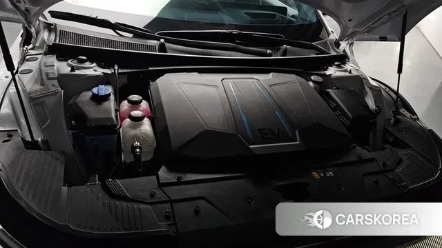 Hyundai Ionic 5 id 3610216 из Кореи 16