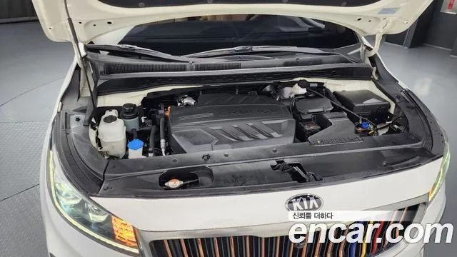 Kia The New Carnival id 2865280 из Кореи 16