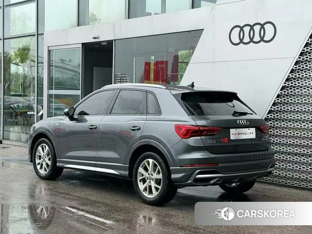 Audi Q3 2020 Темно-серый из Китая, фото 6
