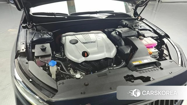 Kia K7 Premier Hybrid id 4677158 из Кореи 16