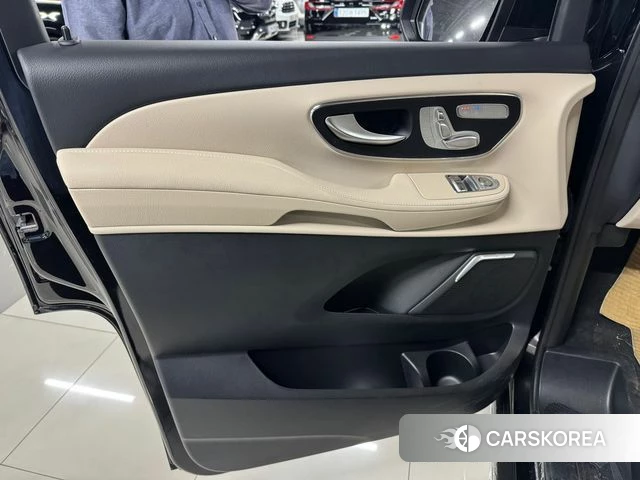 Mercedes-Benz V-Class id 4853631 из Кореи 14