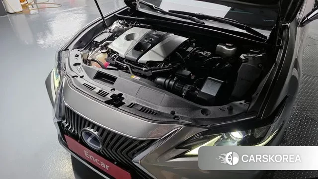 Lexus ES300h 7th generation id 3029261 из Кореи 16