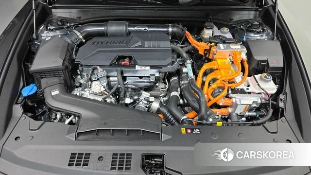 Hyundai Grandeur Hybrid (GN7) id 4940827 из Кореи 32