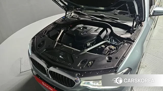 BMW 5 Series (G30) id 3005005 из Кореи 16