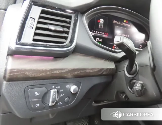 Audi Q5 (FY) 2022 Белый из Кореи, фото 6