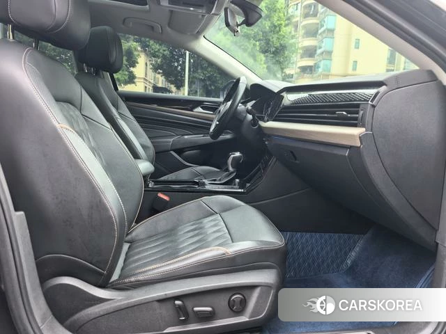 Volkswagen Passat id 4258294 из Китая 13