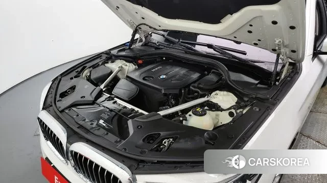 BMW 5 Series (G30) id 3050776 из Кореи 16