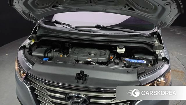 Hyundai The New Grand Starex id 4923889 из Кореи 16
