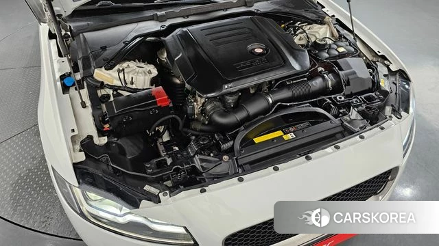 Jaguar XF (X260) id 4552130 из Кореи 33