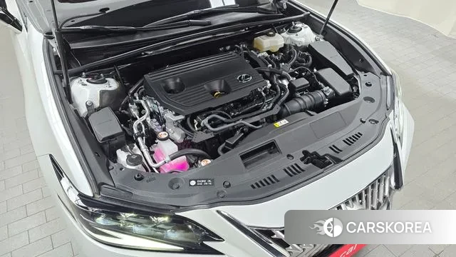 Lexus ES300h 7th generation id 3731918 из Кореи 16