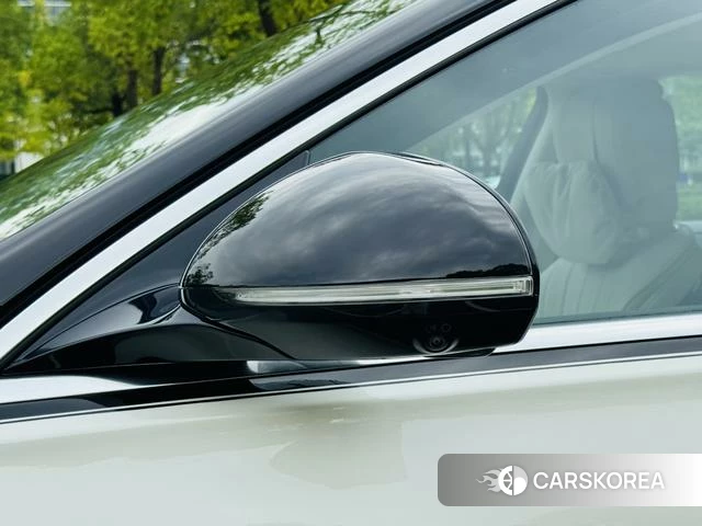 Mercedes-Benz S-class id 4259974 из Китая 34