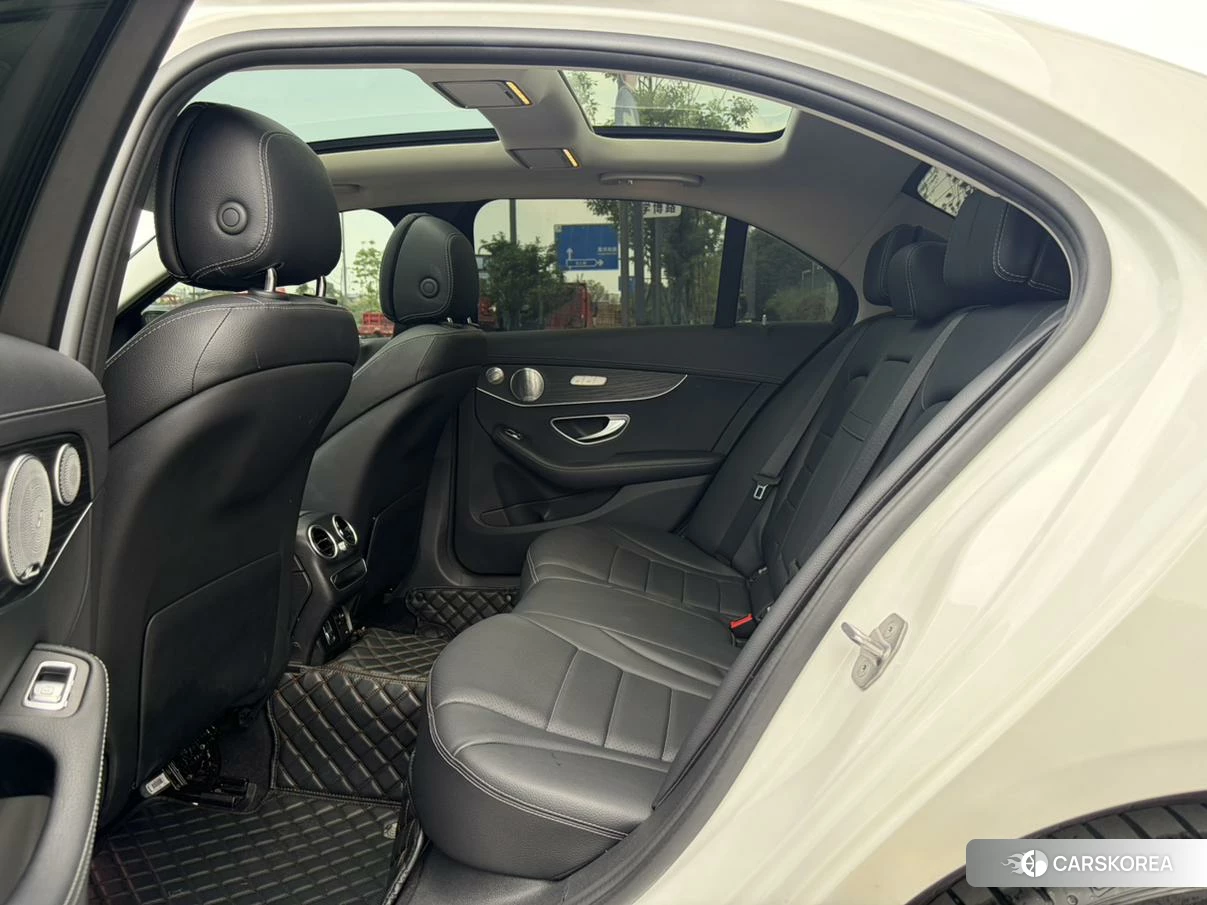 Mercedes-Benz C-class id 4479727 из Китая 14