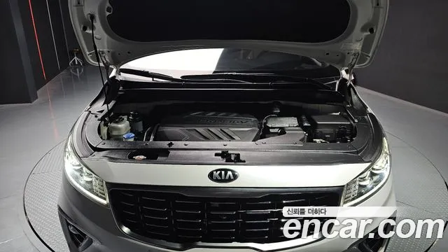 Kia The New Carnival id 2716911 из Кореи 16