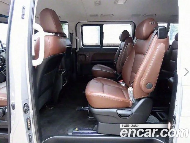 Hyundai The New Grand Starex id 2873342 из Кореи 16