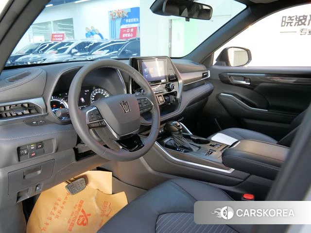 Toyota Crown Lufang id 4220689 из Китая 17