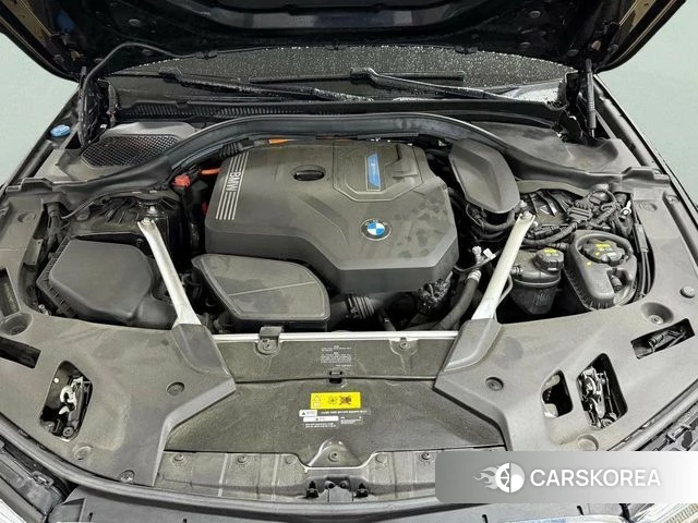 BMW 5 Series (G30) id 4402522 из Кореи 14