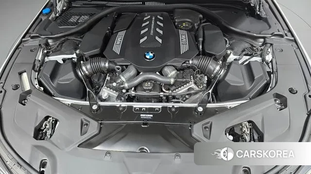 BMW 8 Series (G15) id 3638690 из Кореи 16