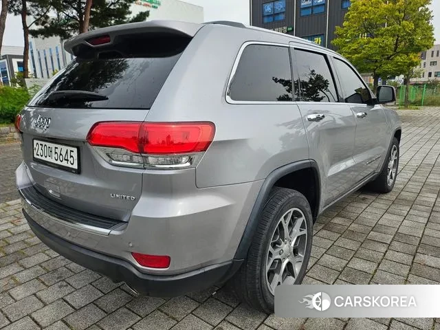 Jeep Grand Cherokee id 3269899 из Кореи 16