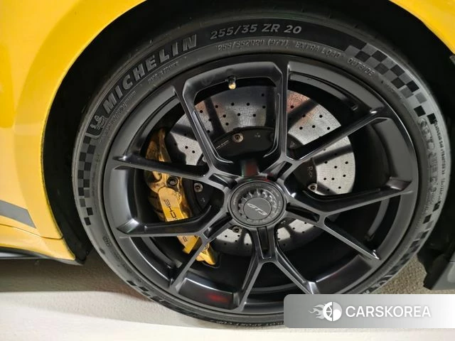 Porsche 911(992) 2022 Желтый из Кореи, фото 6