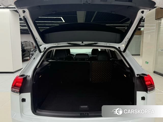 Volkswagen Tourang id 3857997 из Китая 8