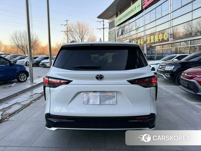 Toyota Grevia id 3920207 из Китая 11