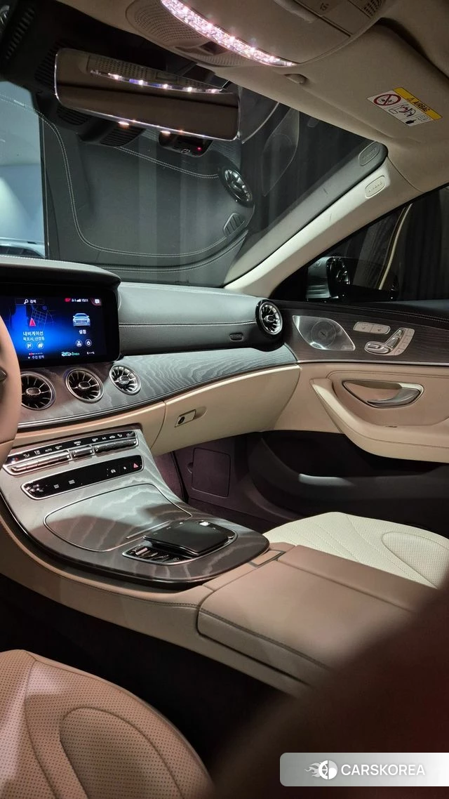 Mercedes-Benz CLS-Class C257 2023 Песочный из Кореи, фото 6