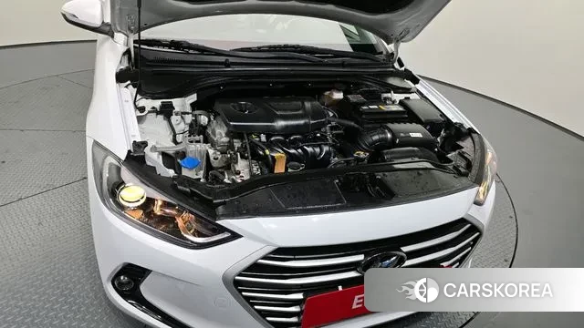 Hyundai Avante AD id 2520982 из Кореи 16