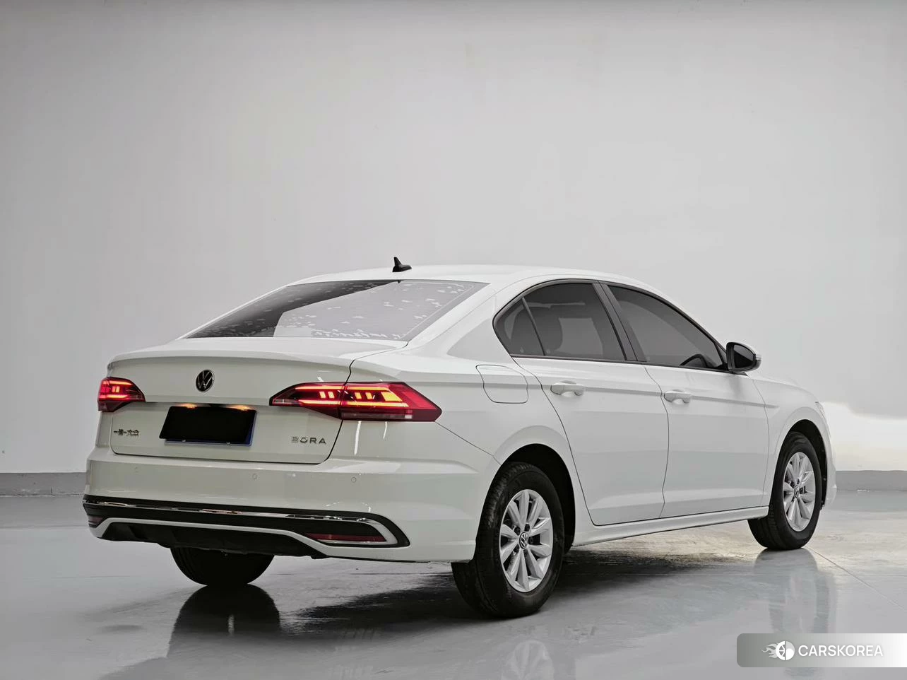 Volkswagen Bora id 4514876 из Китая 15
