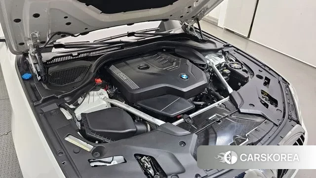 BMW 5 Series (G30) id 3741181 из Кореи 16