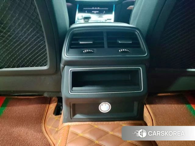 Audi A6L id 4328624 из Китая 22