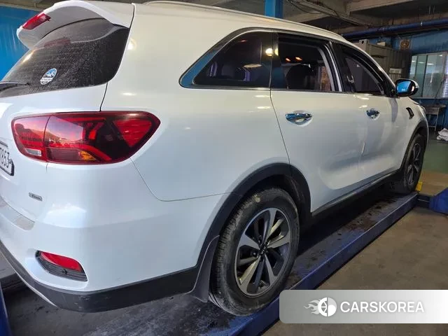 Kia The New Sorento id 3619178 из Кореи 14