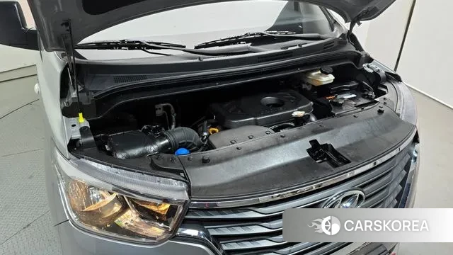 Hyundai The New Grand Starex id 3641618 из Кореи 16