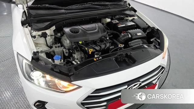 Hyundai Avante AD id 4020505 из Кореи 16