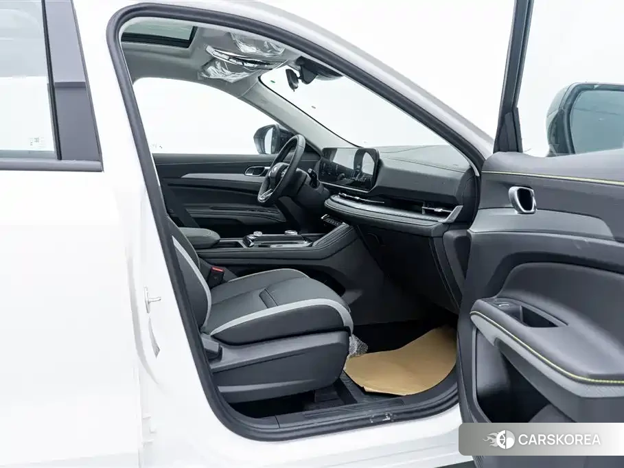 Ford Lingrui New Energy id 4570484 из Китая 22