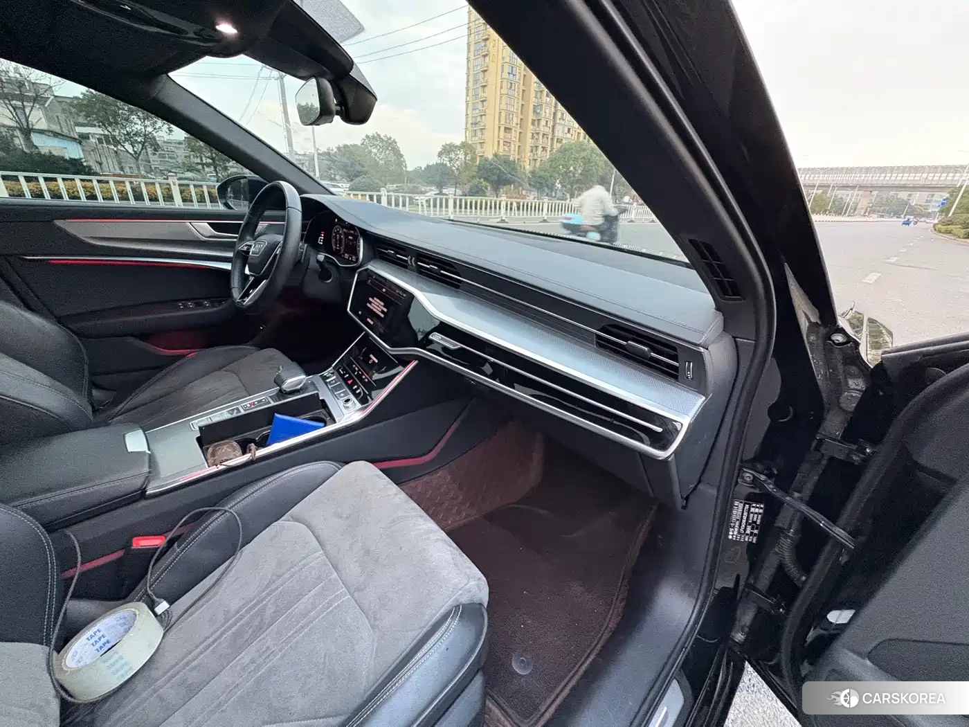 Audi A6L id 4545737 из Китая 12