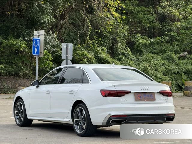 Audi A4L id 4253845 из Китая 9